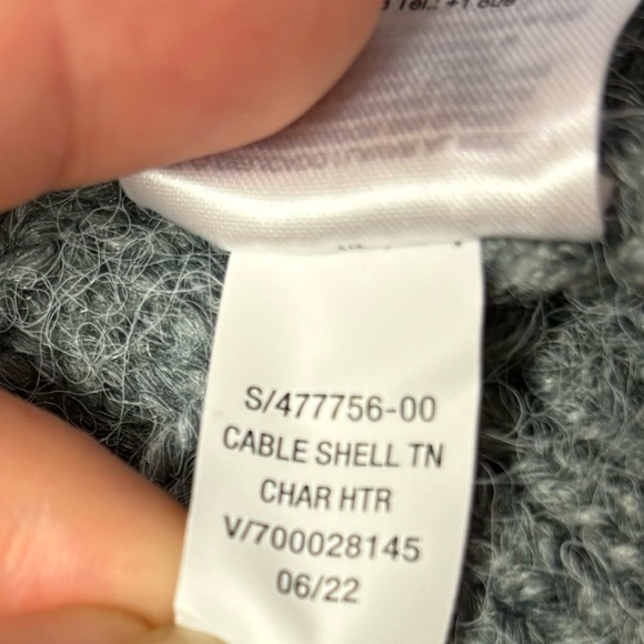 Old Navy Women’s Grey Sleeveless Cropped Cable-Knit Turtleneck Sweater Vest - Picture 13 of 13